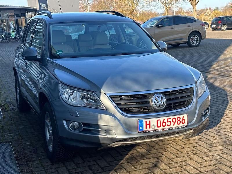 Gebraucht VW Tiguan 150 PS (110 kW) 2009 Grau SUV