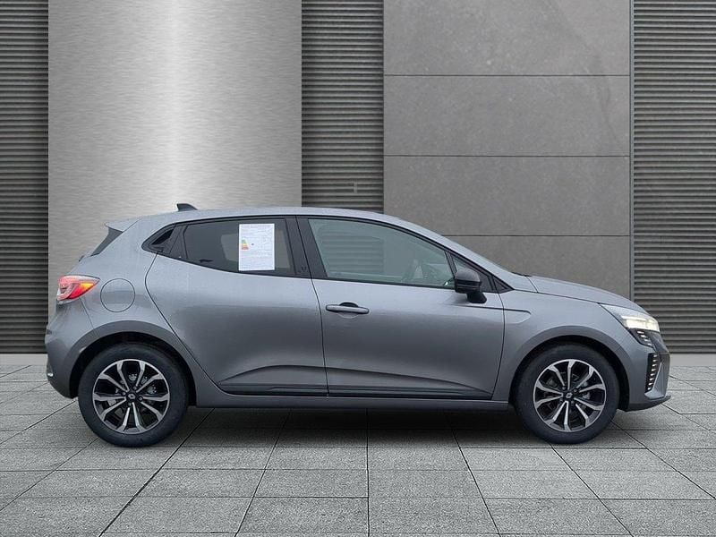 Neu Renault Clio V Techno 91 PS (66 kW) 2025 Dolomitgrau Kleinwagen