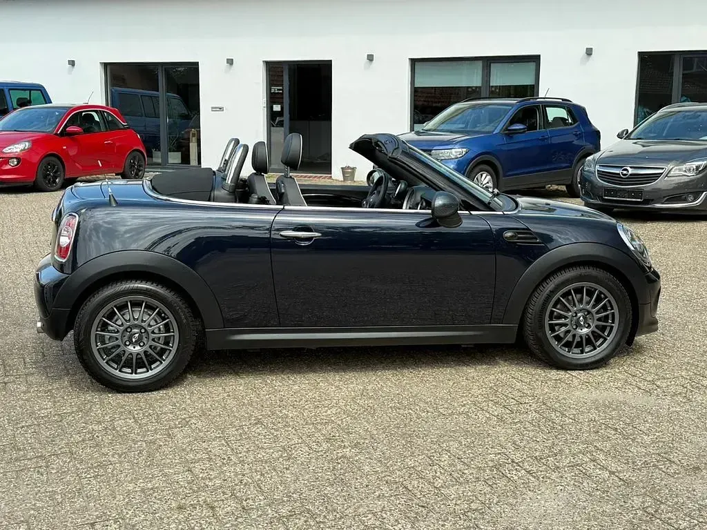 Gebraucht Mini Cooper Roadster 122 PS (89 kW) 2013 Blau Cabrio