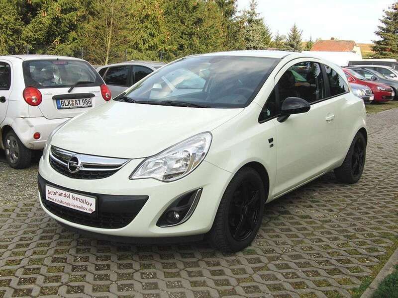 Second-hand Opel Corsa 87 CP (63 kW) 2013 Verde Berlinǎ