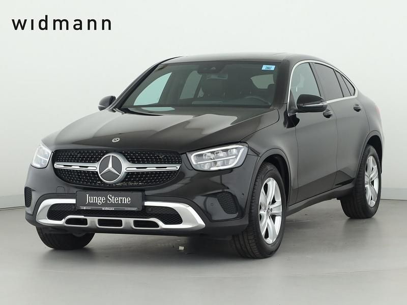 Unilack schwarz Gebraucht 2021 Mercedes GLC300 Coupé | 39.850 € (Guter Preis) - Bild 1/4