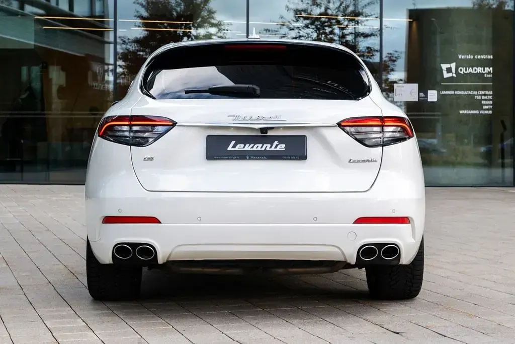 Gebraucht Maserati Levante 349 PS (256 kW) 2022 Weiß SUV