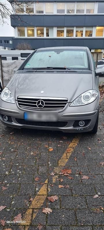 Grau Gebraucht 2005 Mercedes A200 Avantgarde Kleinwagen | 4.550 € (Fairer Preis) - Bild 1/4
