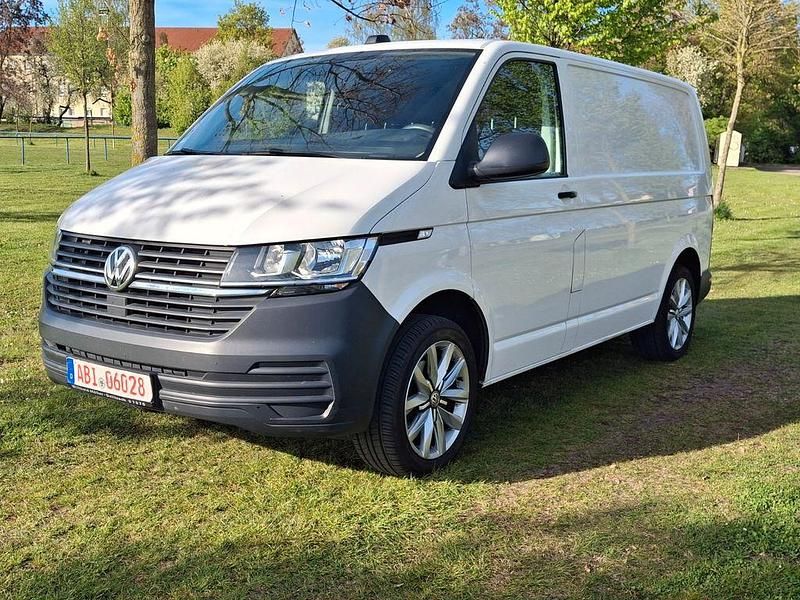 Second-hand VW Transporter 110 CP (80 kW) 2021 Alb Van