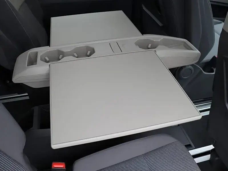 Gebraucht VW Multivan 150 PS (110 kW) 2024 Grau Van / Kleinbus