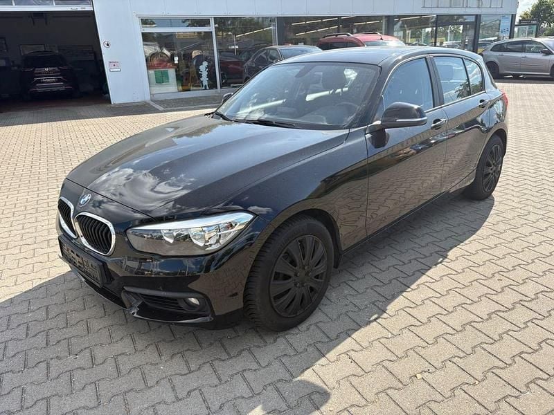 Gebraucht BMW 116 Advantage 109 PS (80 kW) 2018 Schwarz Kleinwagen