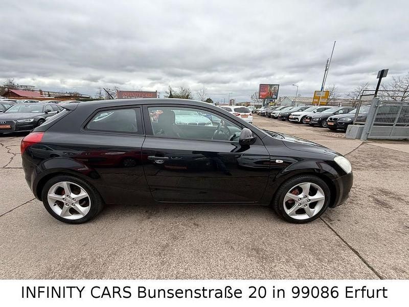 Gebraucht Kia Ceed 126 PS (92 kW) 2009 Schwarz Kleinwagen