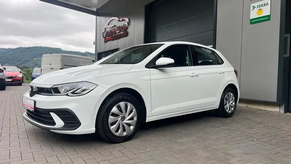 Gebraucht VW Polo Life 80 PS (58 kW) 2023 Weiß Kleinwagen