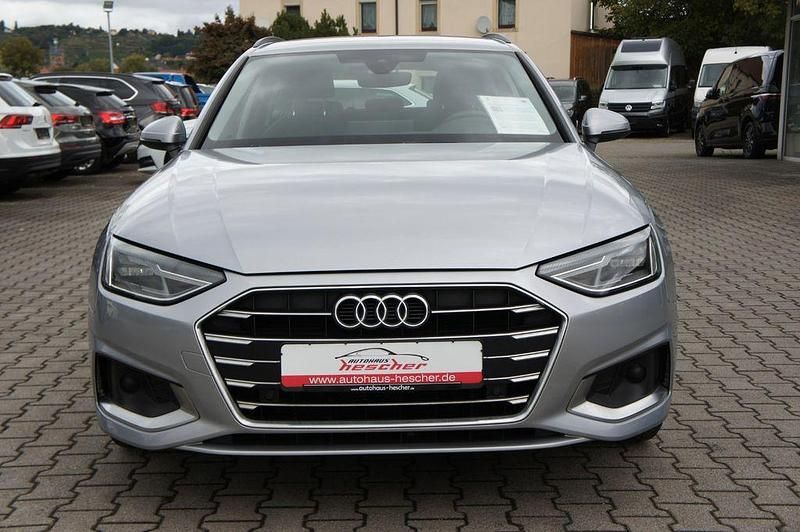 Gebraucht Audi A4 Advanced 163 PS (119 kW) 2022 Silber Kombi