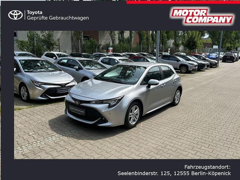 Silber Gebraucht 2022 Toyota Corolla Business Edition Limousine | 22.315 € (Fairer Preis) - Bild 1/4