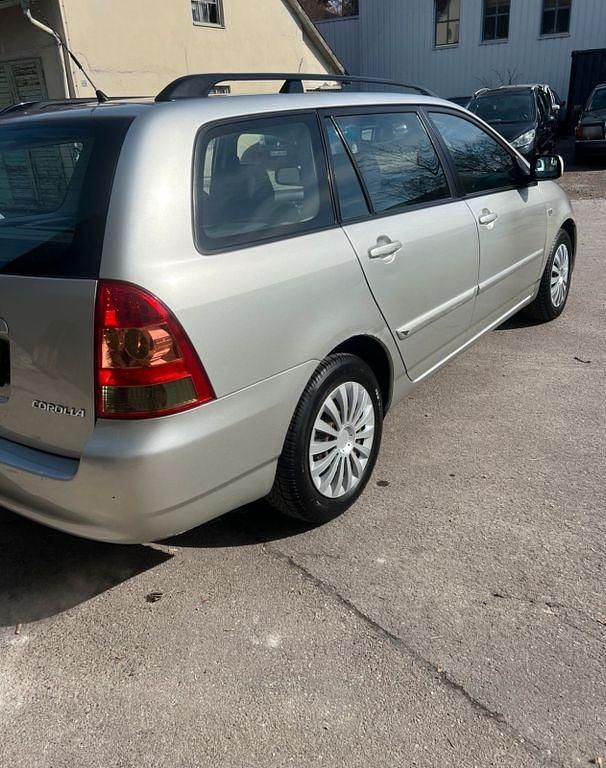 Gebraucht Toyota Corolla Sol 110 PS (80 kW) 2006 Silber Kombi