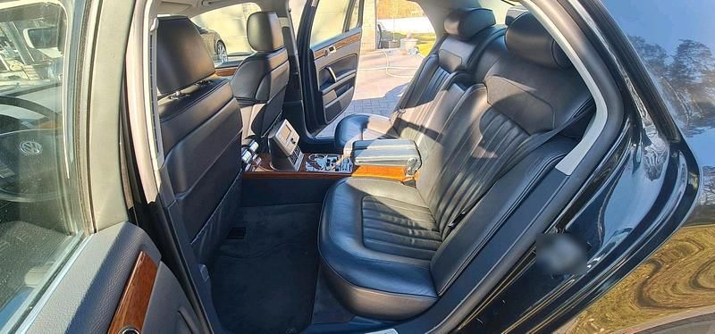 Gebraucht VW Phaeton 239 PS (175 kW) 2009 Limousine