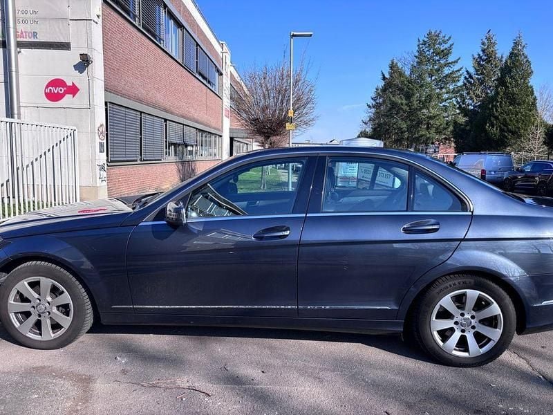 Gebraucht Mercedes C220 170 PS (125 kW) 2014 Grau Limousine