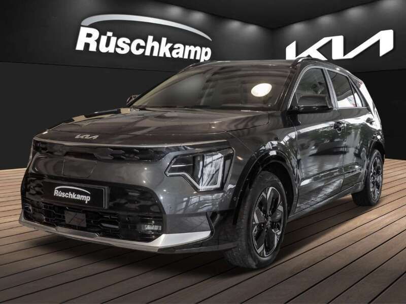 Interstellargrau metallic Gebraucht 2024 Kia e-Niro Inspiration SUV | 36.870 € (Teuer) - Bild 1/4