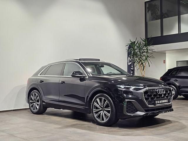 Gebraucht Audi Q8 S-Line 286 PS (210 kW) 2024 Schwarz SUV