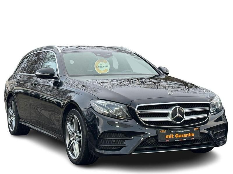 Gebraucht Mercedes E350 AMG line 258 PS (189 kW) 2018 Schwarz Limousine