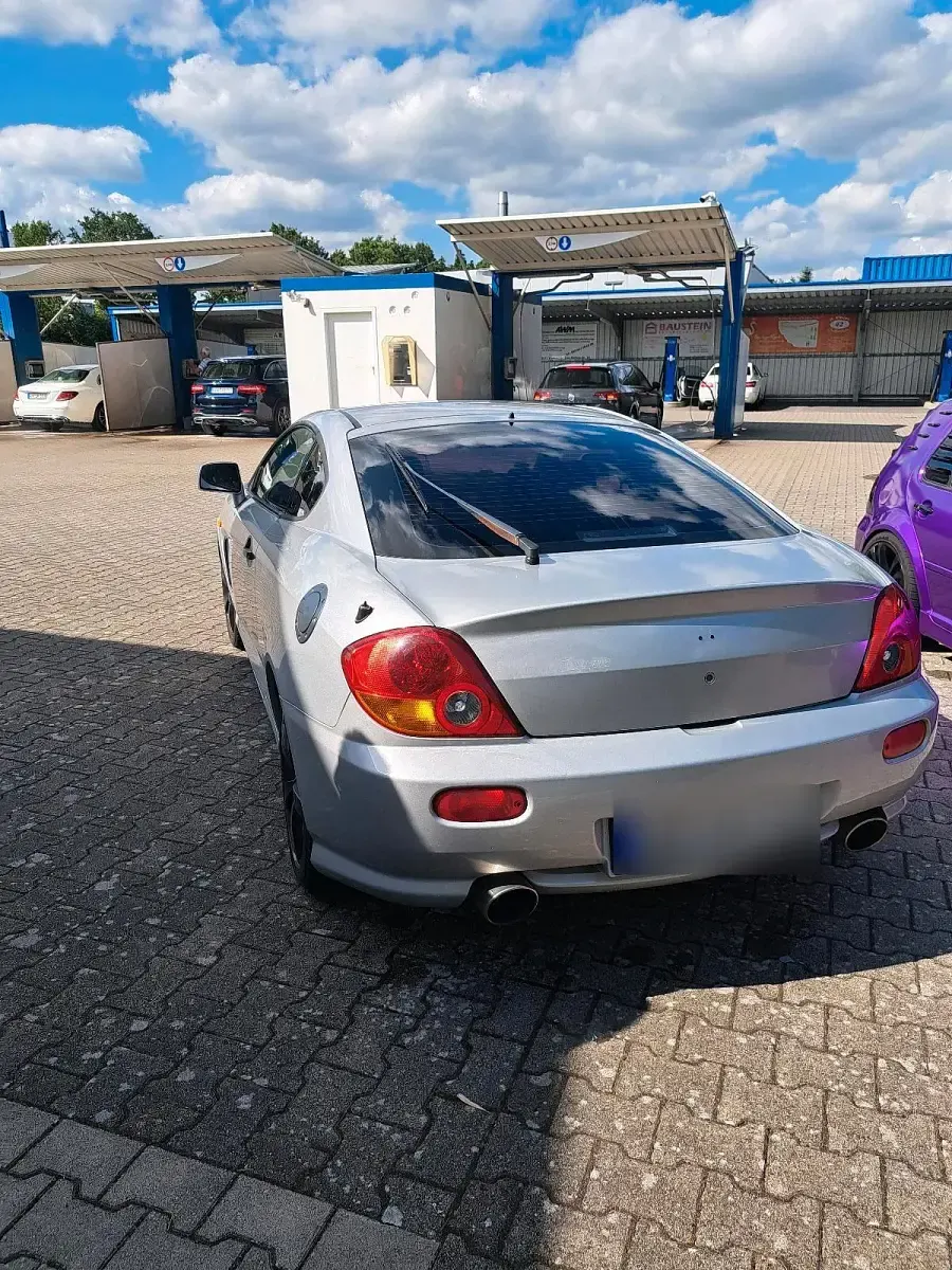 Gebraucht Hyundai Coupé 167 PS (122 kW) 2003 Silber Coupé