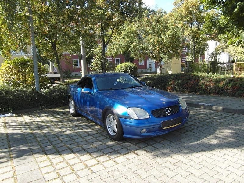 Usata Mercedes SLK200 163 CV (119 kW) 2000 Blu Cabrio