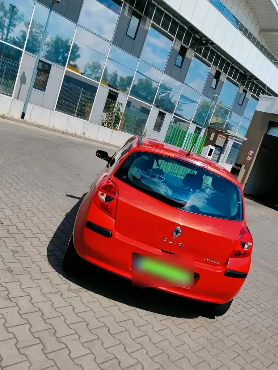 Gebraucht Renault Clio 75 PS (55 kW) 2007 Rot Kleinwagen