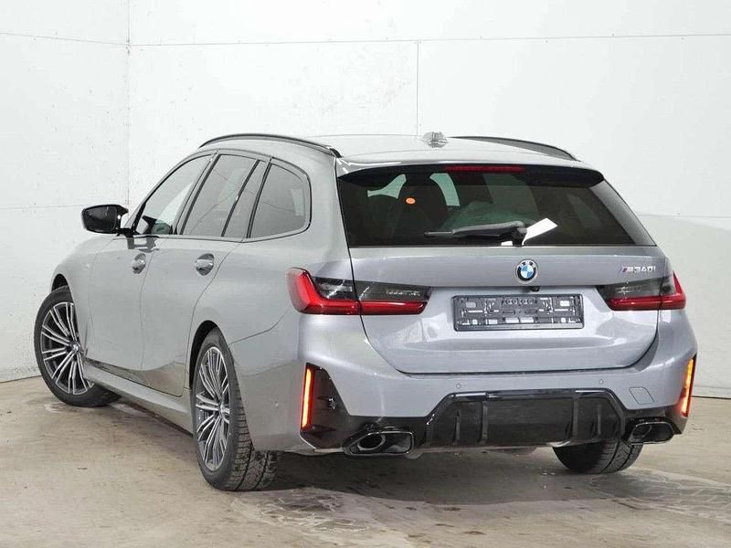 Gebraucht BMW 340 374 PS (275 kW) 2025 Skyscraper grau Kombi