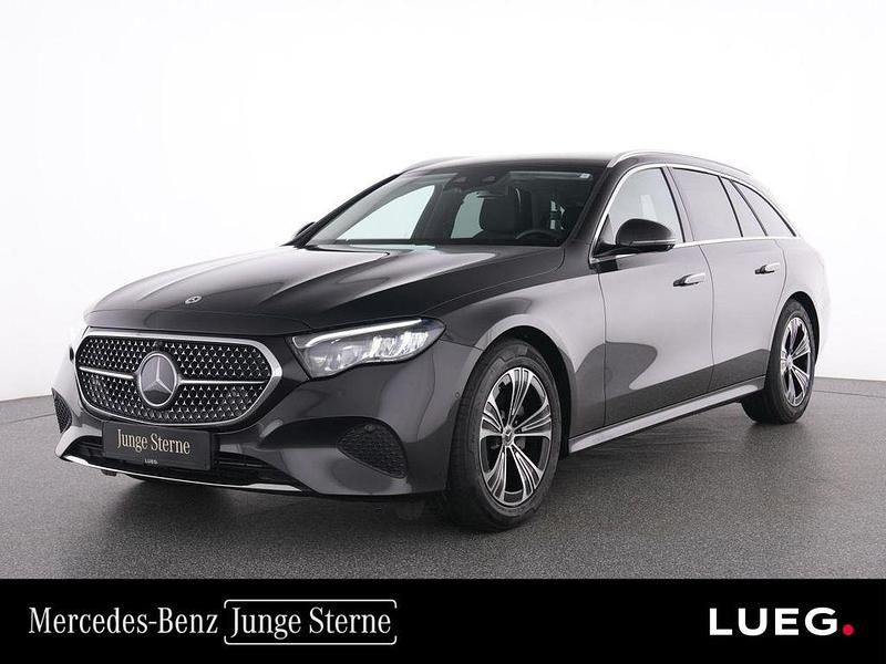 Gebraucht Mercedes E220 Avantgarde 197 PS (144 kW) 2024 Grau Limousine