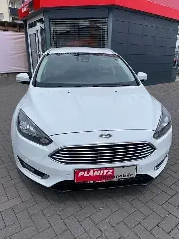 Gebraucht Ford Focus Titanium 125 PS (91 kW) 2018 Weiß Kombi