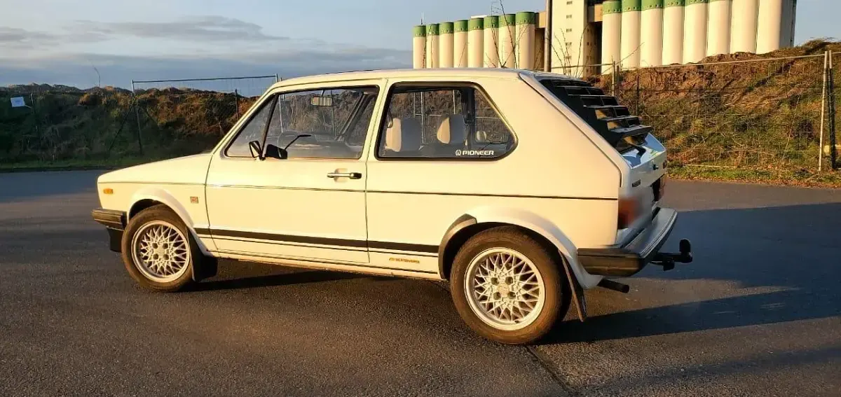 Gebraucht VW Golf I 75 PS (55 kW) 1981 Weiß Kleinwagen