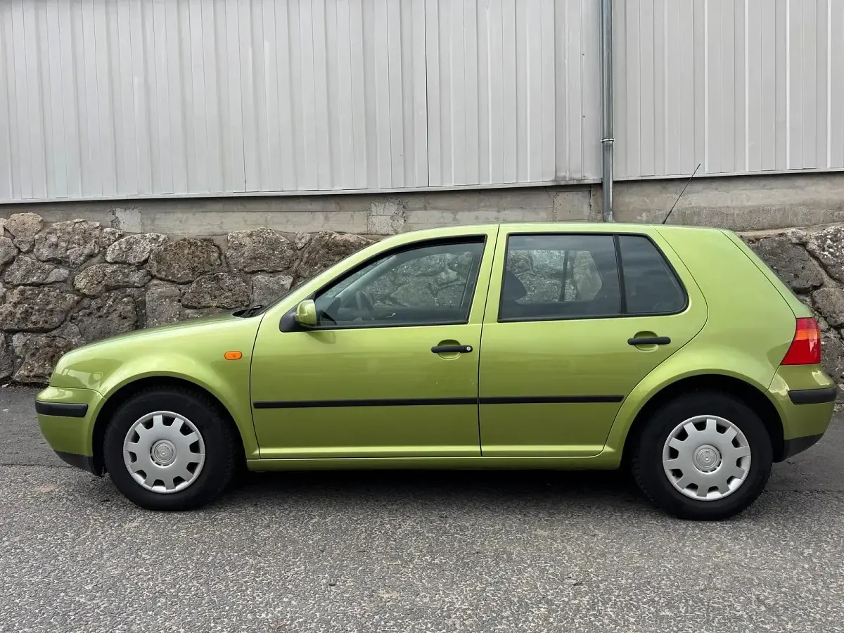 Gebraucht VW Golf III 75 PS (55 kW) 1999 Grün Limousine
