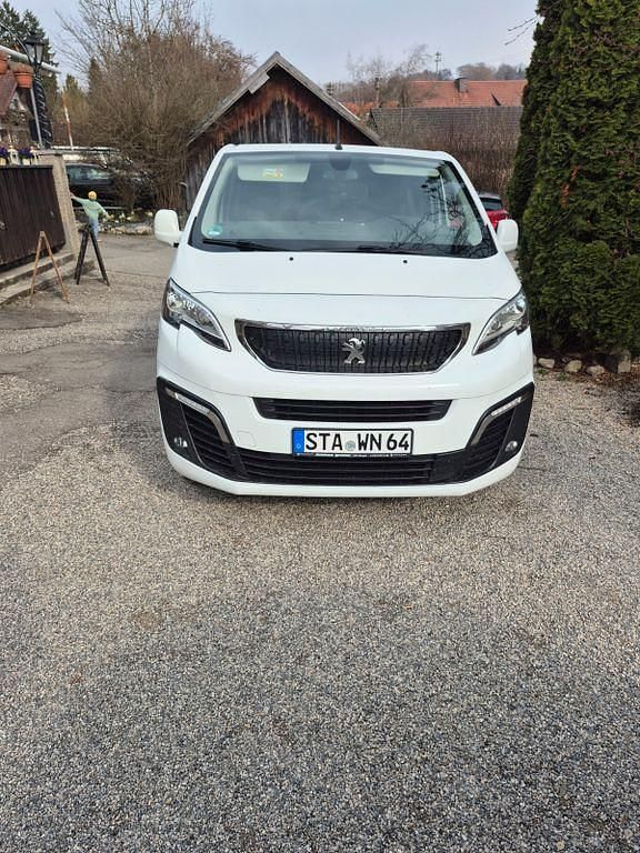 Gebraucht Peugeot Expert 177 PS (130 kW) 2018 Weiß Van