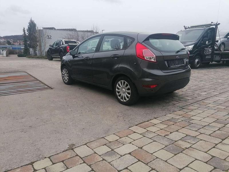 Second-hand Ford Fiesta Trend 82 CP (60 kW) 2016 Gri Hatchback