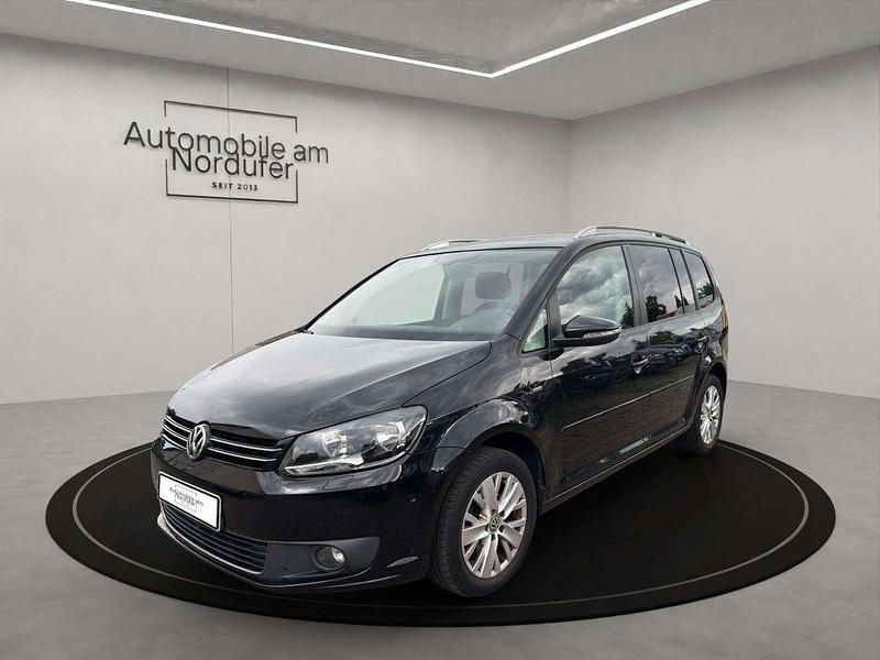 Deep black perleffekt Gebraucht 2014 VW Touran Life Van / Kleinbus | 8.890 € (Fairer Preis) - Bild 1/4