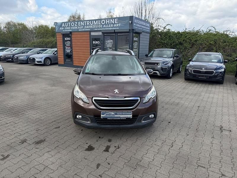 Gebraucht Peugeot 2008 Active 120 PS (88 kW) 2015 Braun SUV