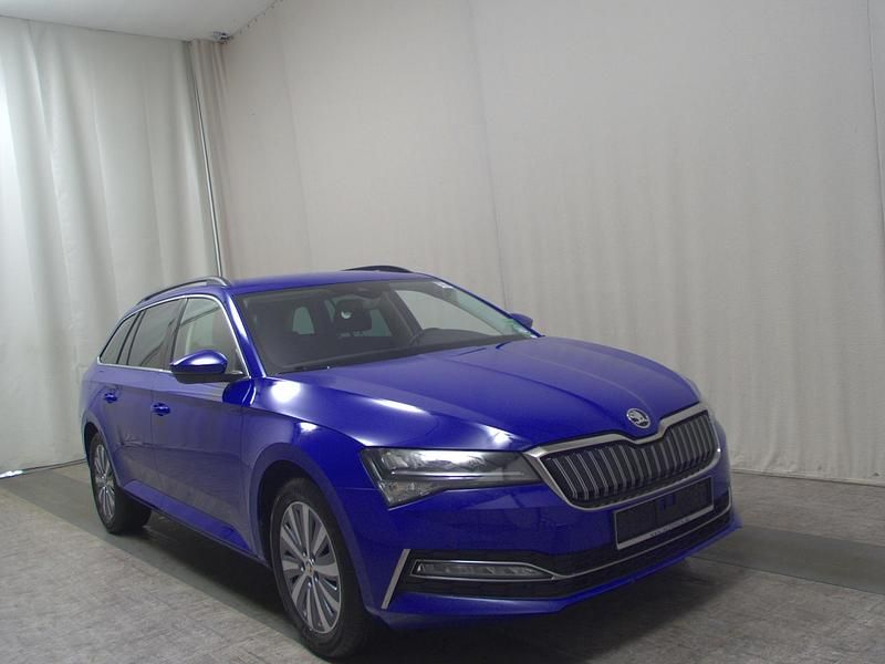 Gebraucht Skoda Superb Ambition 218 PS (160 kW) 2021 Blau Kombi