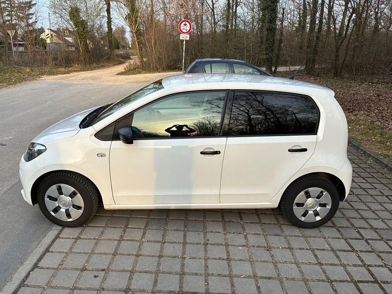 Gebraucht VW up! 60 PS (44 kW) 2015 Weiß Kleinwagen