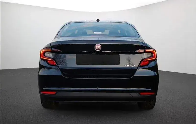 Neu Fiat Tipo Urban 131 PS (96 kW) 2026 Schwarz metallic