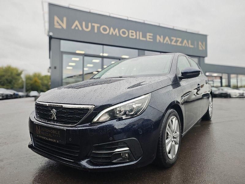 Gebraucht Peugeot 308 110 PS (80 kW) 2018 Blau Kleinwagen