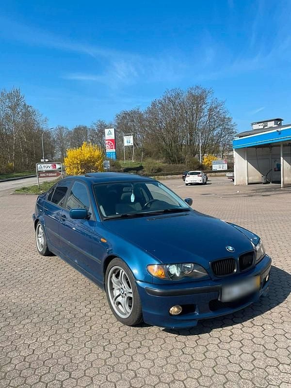 Gebraucht BMW 320 150 PS (110 kW) 2003 Blau Limousine