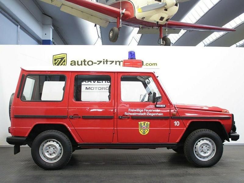Gebraucht Mercedes G280 156 PS (114 kW) 1979 Rot SUV