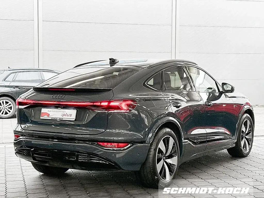 Gebraucht Audi Q6 Sportback e-tron S-Line 239 kW (326 PS) 2025 Plasmablau metallic SUV