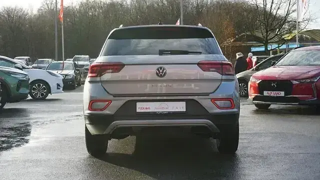Gebraucht VW T-Roc 150 PS (110 kW) 2022 Pyritsilbermet. SUV