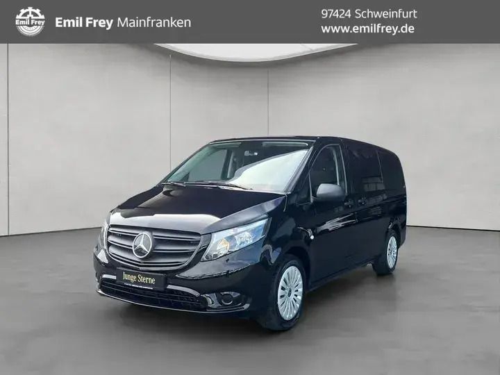 Schwarz Gebraucht 2023 Mercedes Vito Van / Kleinbus | 45.900 € - Bild 1/4
