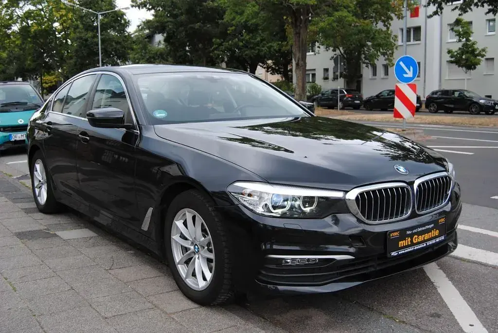 Gebraucht BMW 520 184 PS (135 kW) 2020 Schwarz Limousine