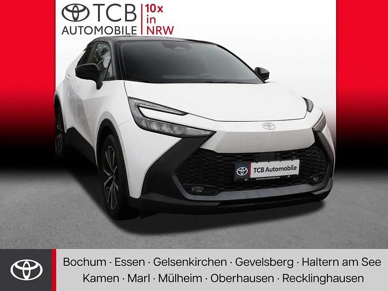 Super white / black Gebraucht 2023 Toyota C-HR Team SUV | 27.288 € (Fairer Preis) - Bild 1/4