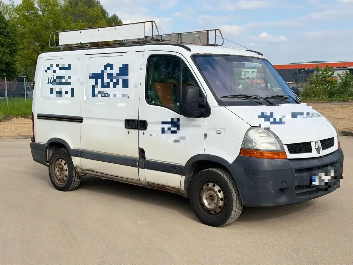 Używany Renault Master 100 KM (73 kW) 2005 Biały Minivan