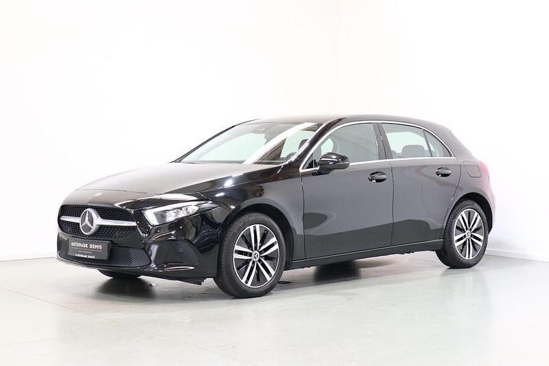 Gebraucht Mercedes A250 Progressive 160 PS (117 kW) 2022 Schwarz Limousine
