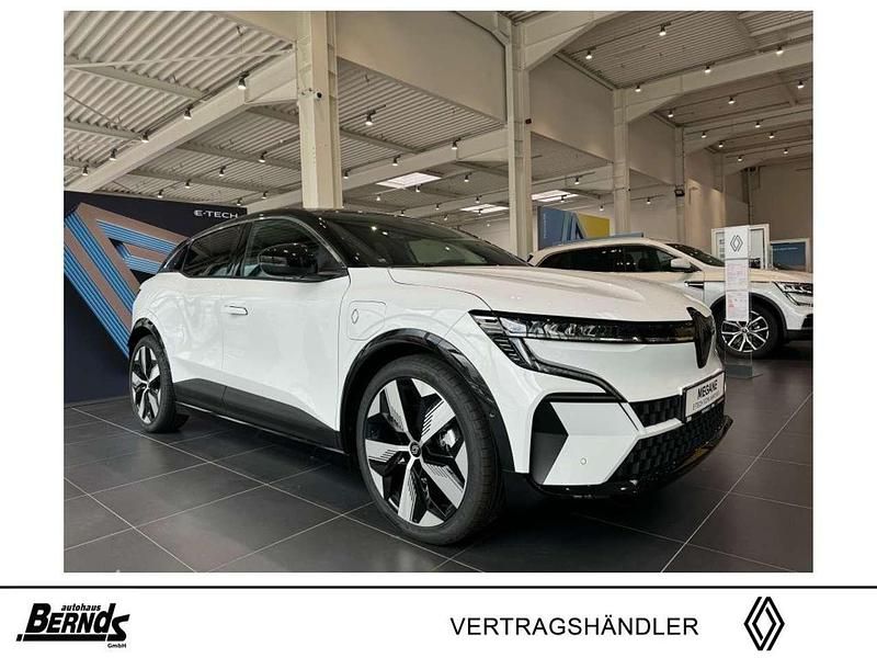 Arktisweiß/dach in blackpear Neu 2024 Renault Mégane Komfort Limousine | 37.998 € - Bild 1/4