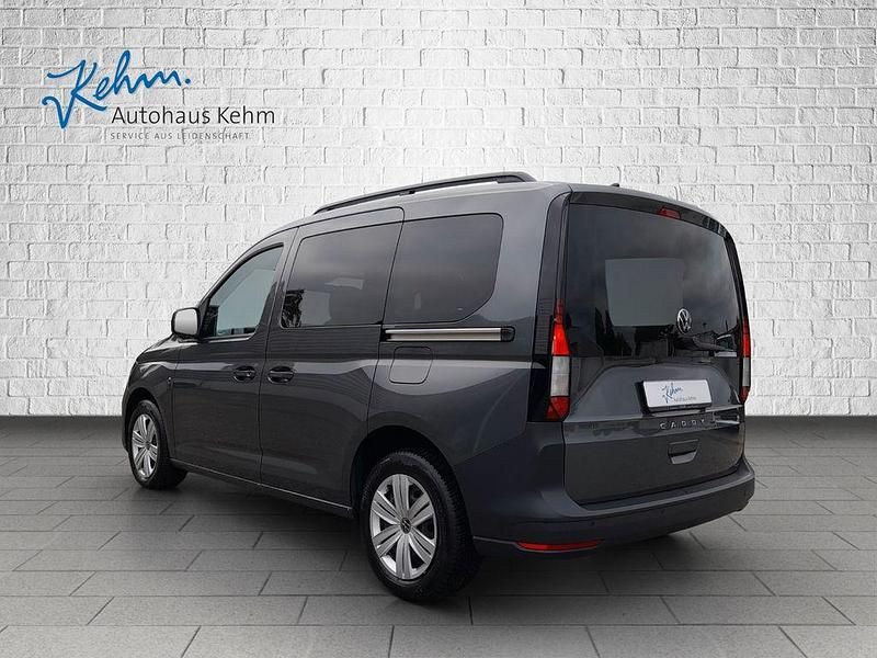 Gebraucht VW Caddy Basis 122 PS (89 kW) 2023 Grau Van / Kleinbus