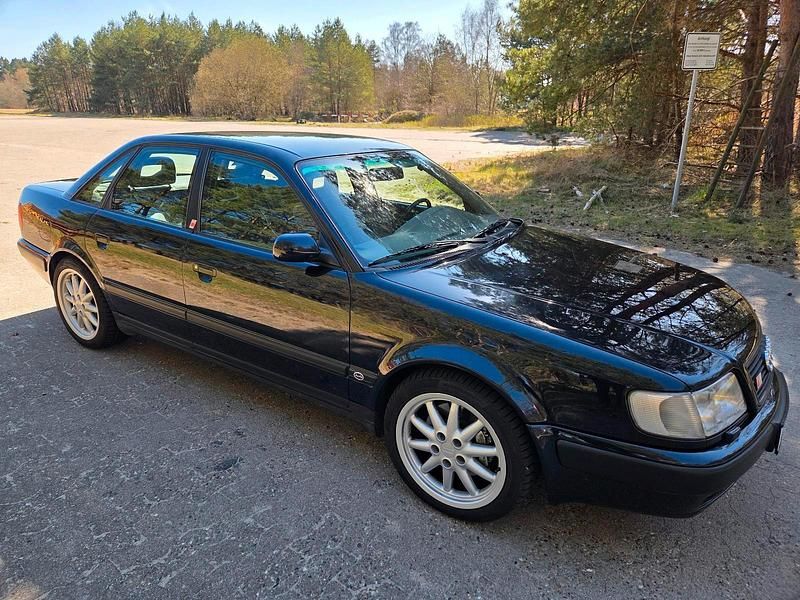 Usado Audi 100 230 HP (169 kW) 1994 Azul Sedan
