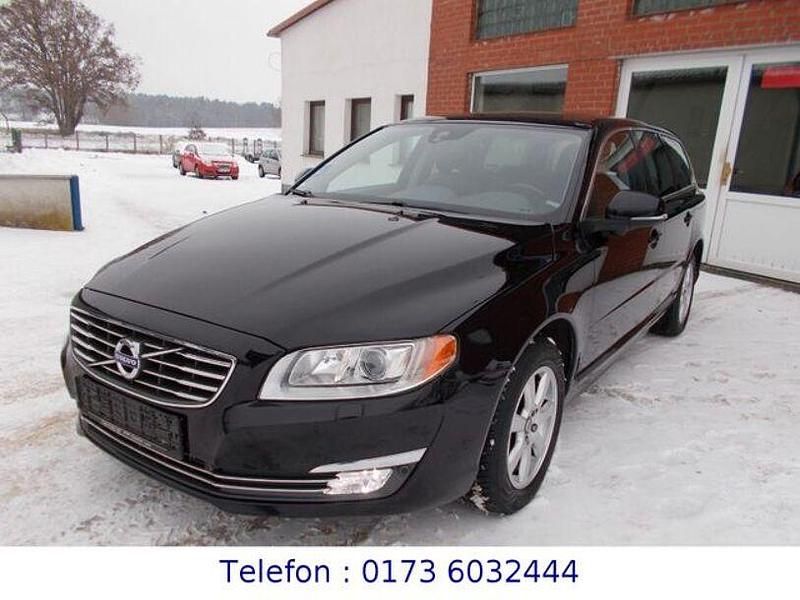 Gebraucht Volvo V70 Summum 181 PS (133 kW) 2014 Schwarz Kombi