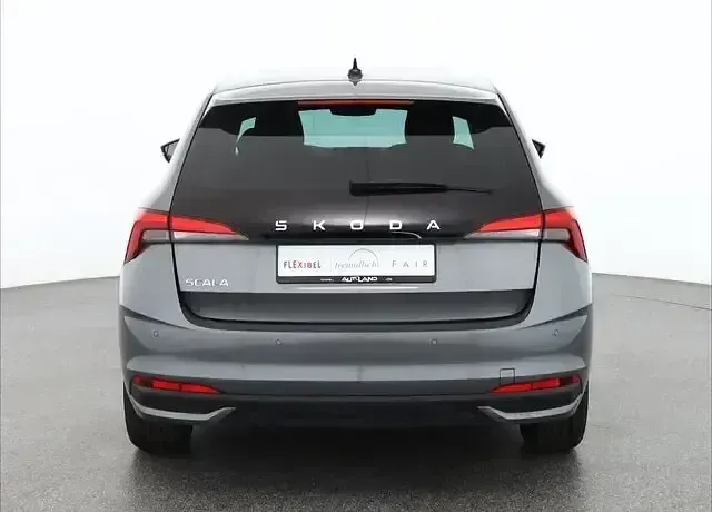 Neu Skoda Scala 116 PS (85 kW) 2026 Grau Kleinwagen